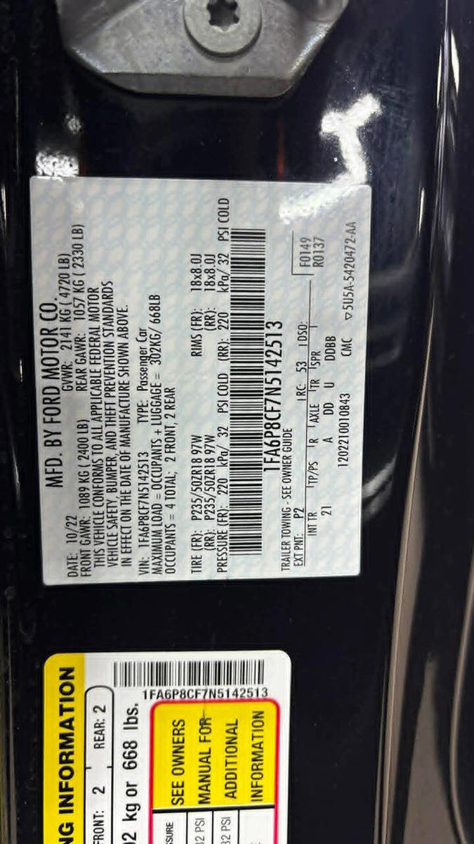 Used 2022 Ford Mustang GT RWD image 35