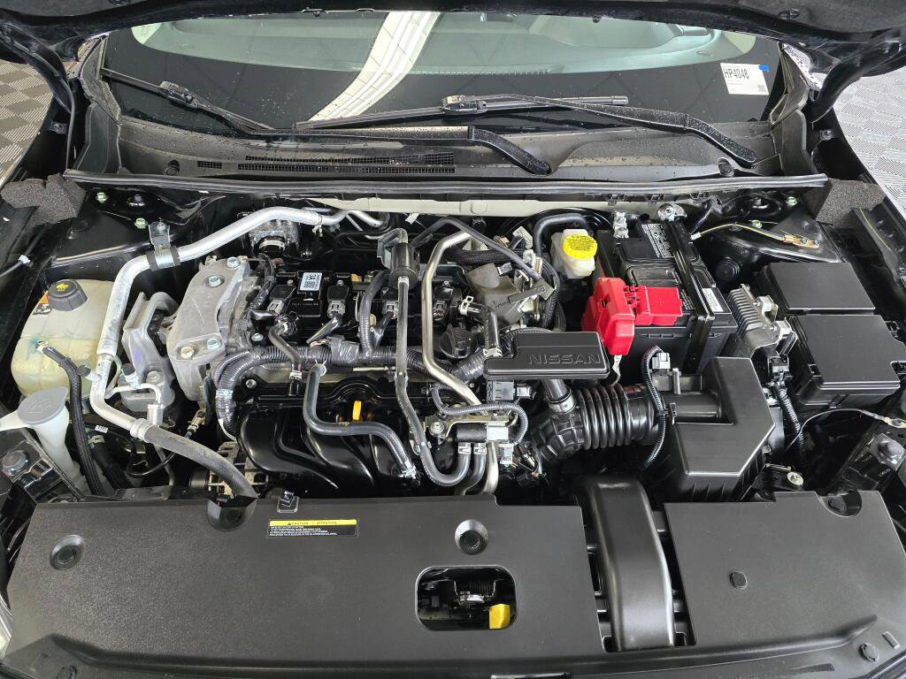 Used 2024 Nissan Sentra SV FWD image 11