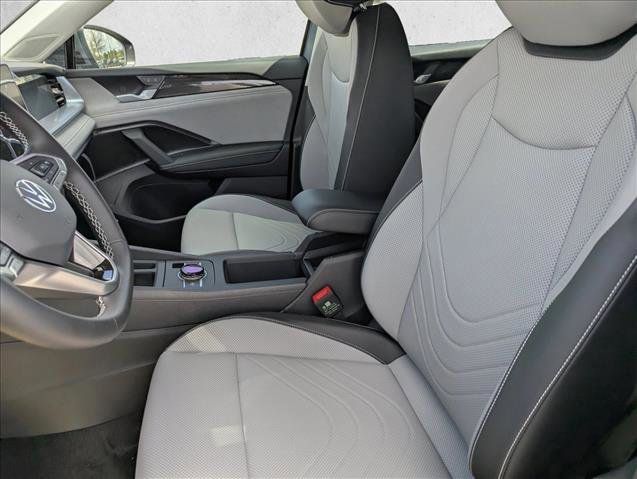 New 2026 Volkswagen Tiguan SE image 22