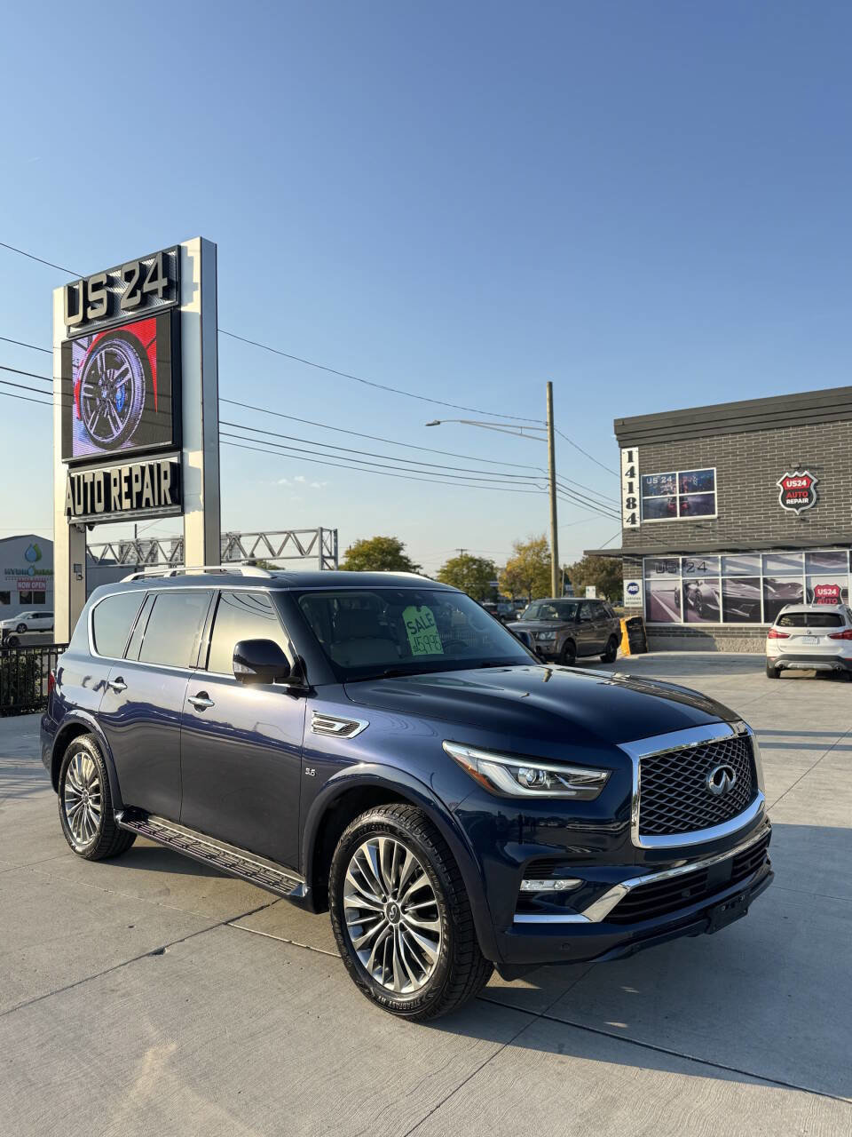 Used 2018 INFINITI QX80 2WD w/ Driver Assistance Package