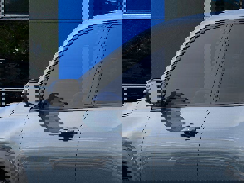 New 2026 Chevrolet Equinox LT image 36