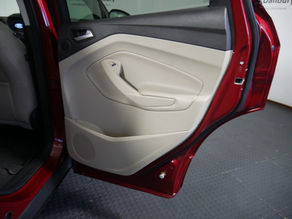 Used 2019 Ford Escape Titanium image 7