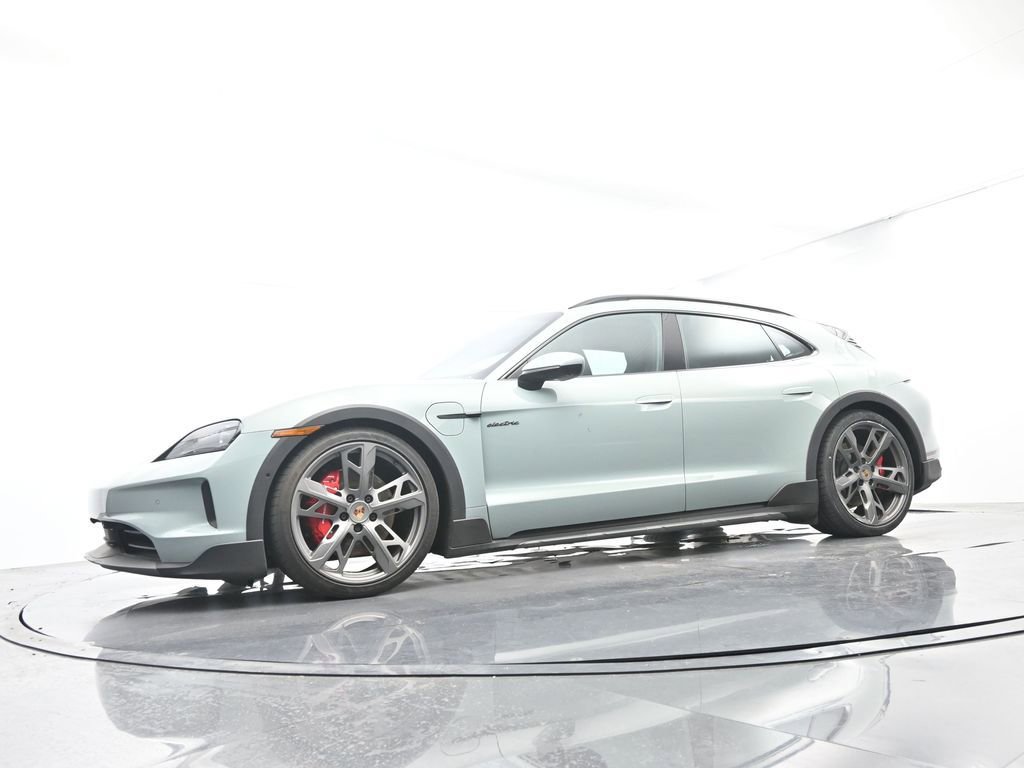 Certified 2025 Porsche Taycan 4S AWD/4WD image 44
