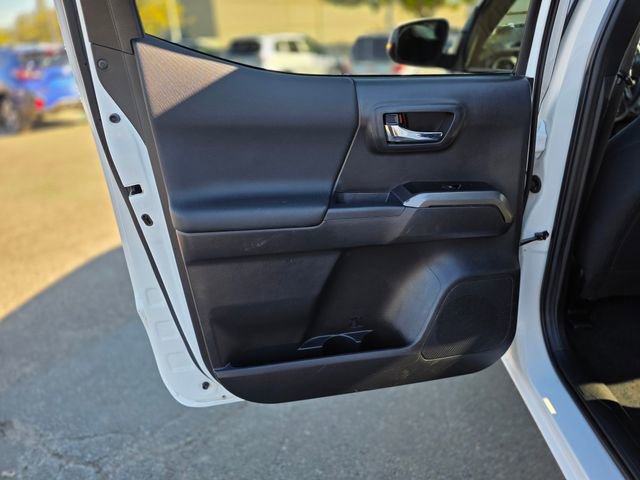 Used 2023 Toyota Tacoma TRD Off-Road image 20