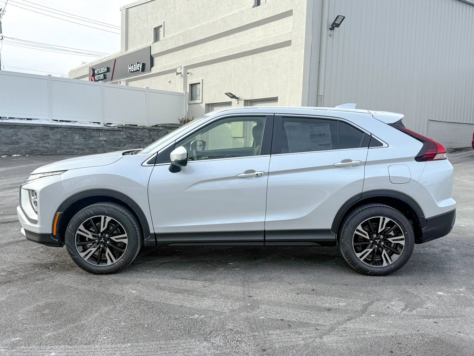 New 2026 Mitsubishi Eclipse Cross SE image 4