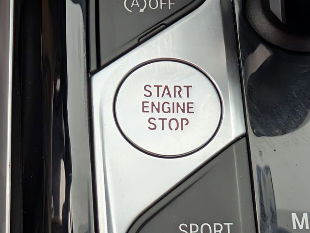 Used 2019 BMW 330i Sedan w/ Convenience Package RWD image 26