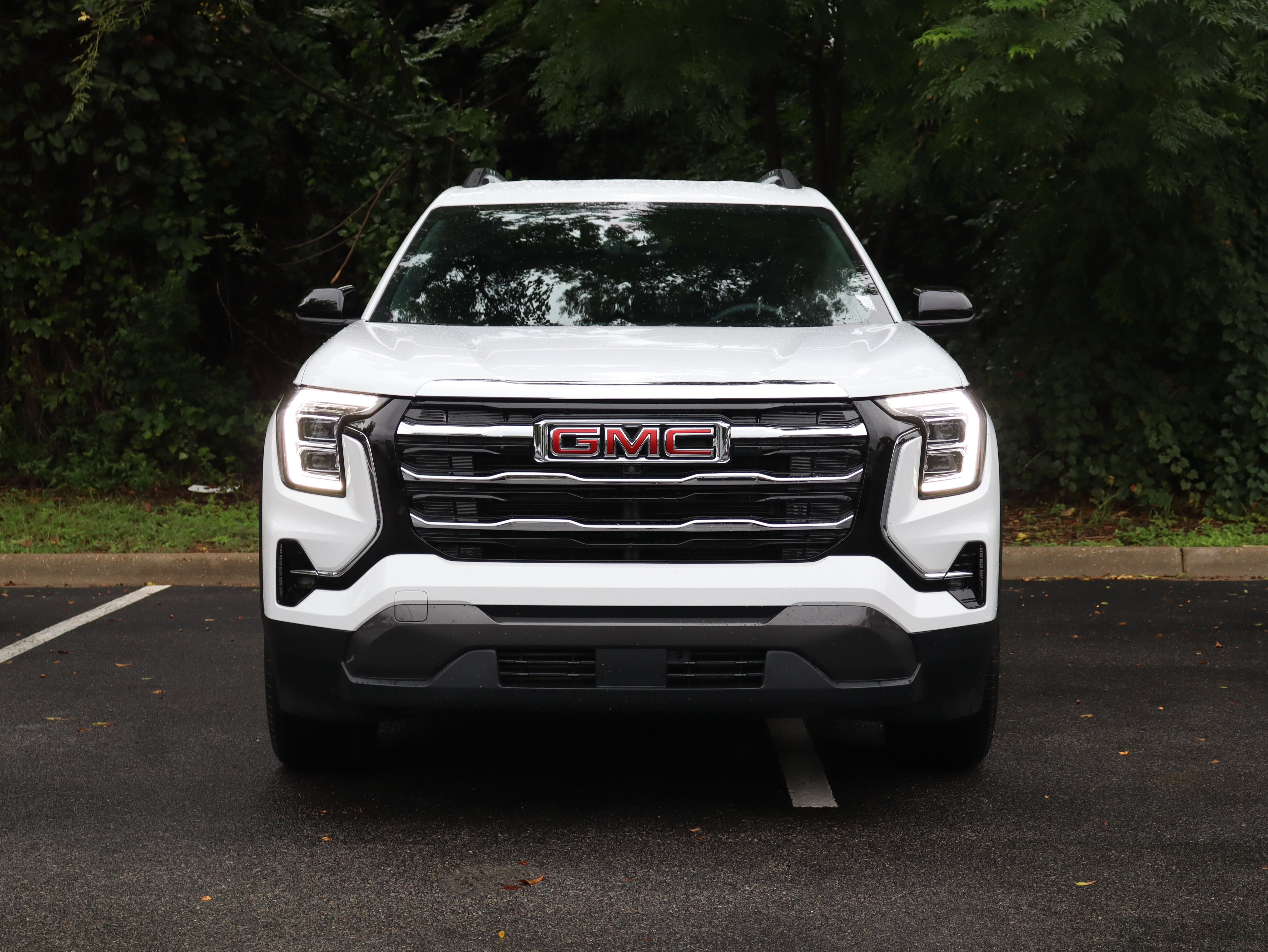 New 2026 GMC Terrain Elevation w/ Elevation Premium Package AWD/4WD image 3