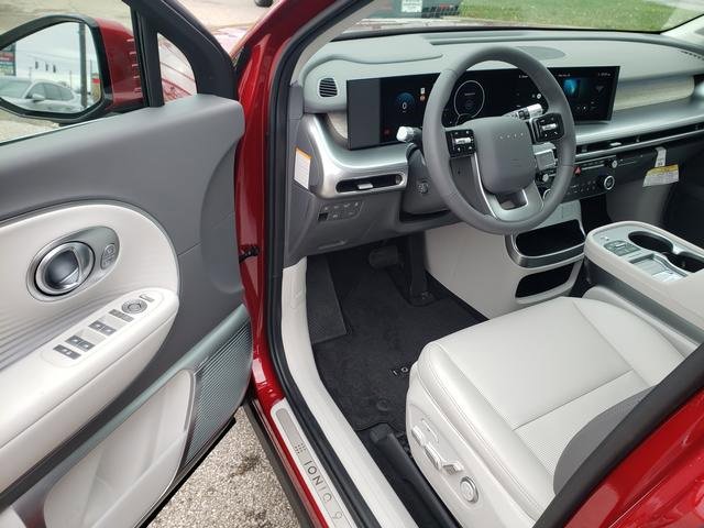 New 2026 Hyundai Ioniq 9 Limited image 7