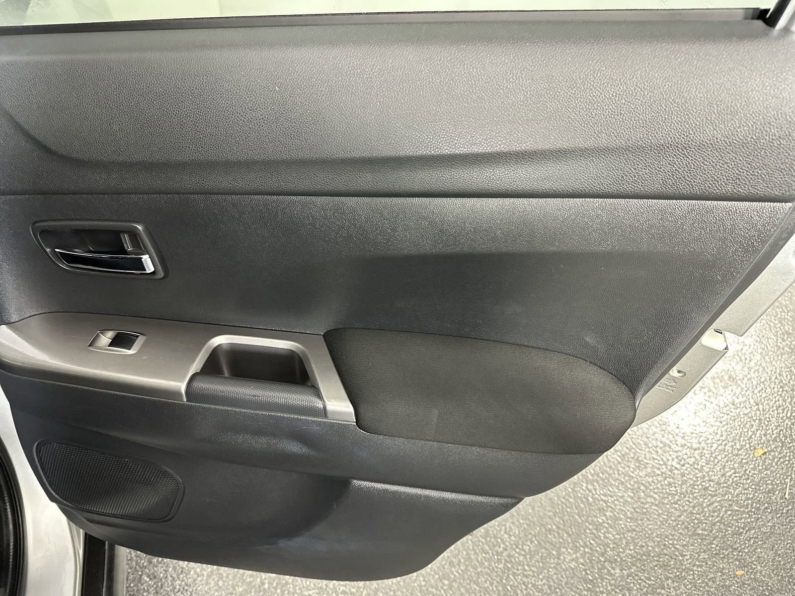 Used 2020 Mitsubishi Outlander Sport SE image 33