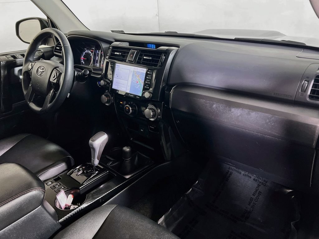 Certified 2022 Toyota 4Runner TRD Off-Road Premium AWD/4WD image 25