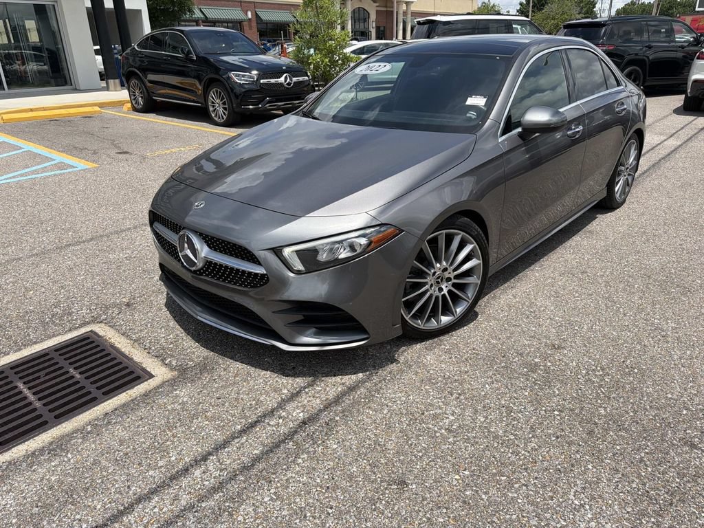 Used 2022 Mercedes-Benz A 220 image 3