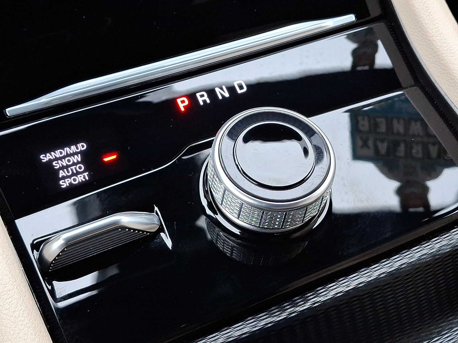 Used 2025 Jeep Grand Cherokee Limited image 15