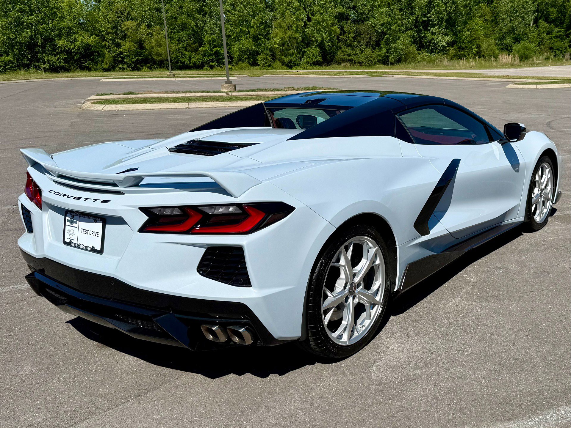 Used 2020 Chevrolet Corvette Stingray Premium Conv w/ 3LT Preferred Equipment Group RWD image 14