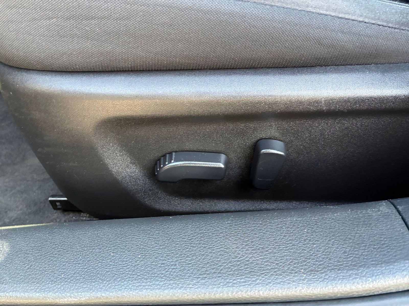 Used 2025 Nissan Altima 2.5 SV image 22