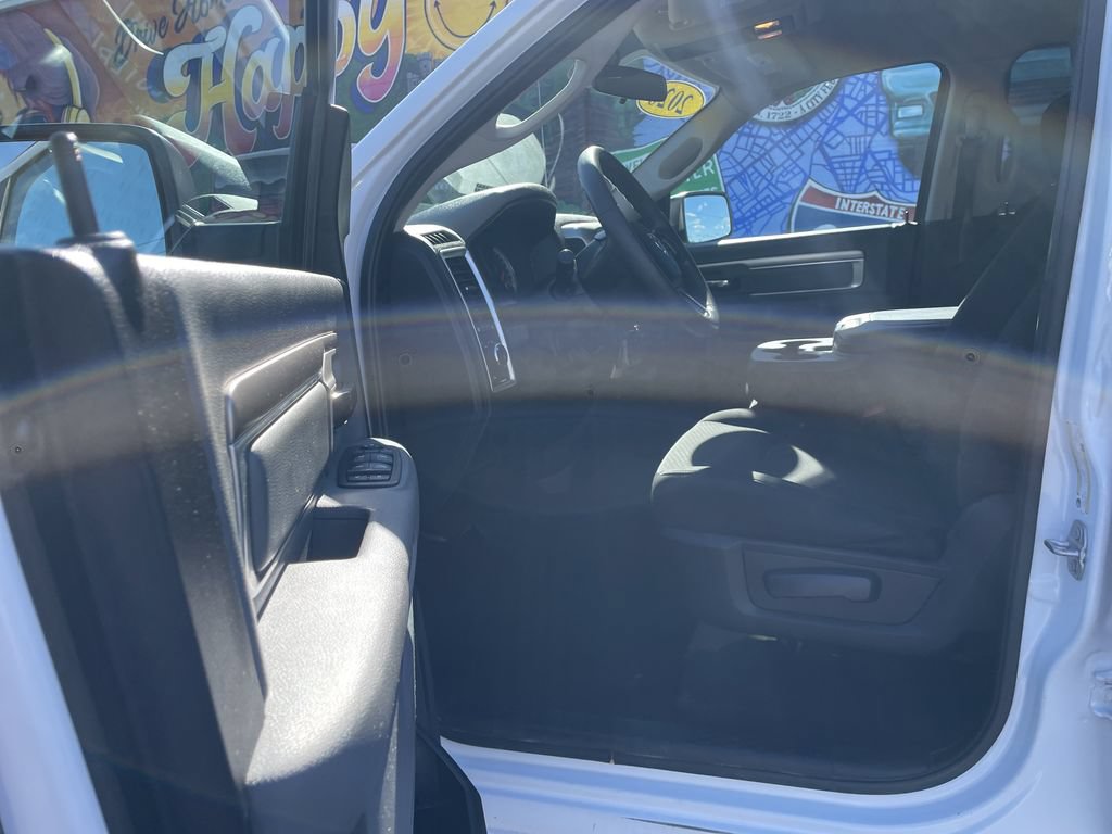 Used 2020 RAM 1500 Warlock AWD/4WD image 14