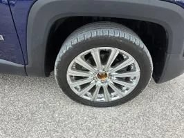 Used 2018 Jeep Renegade Latitude FWD image 10