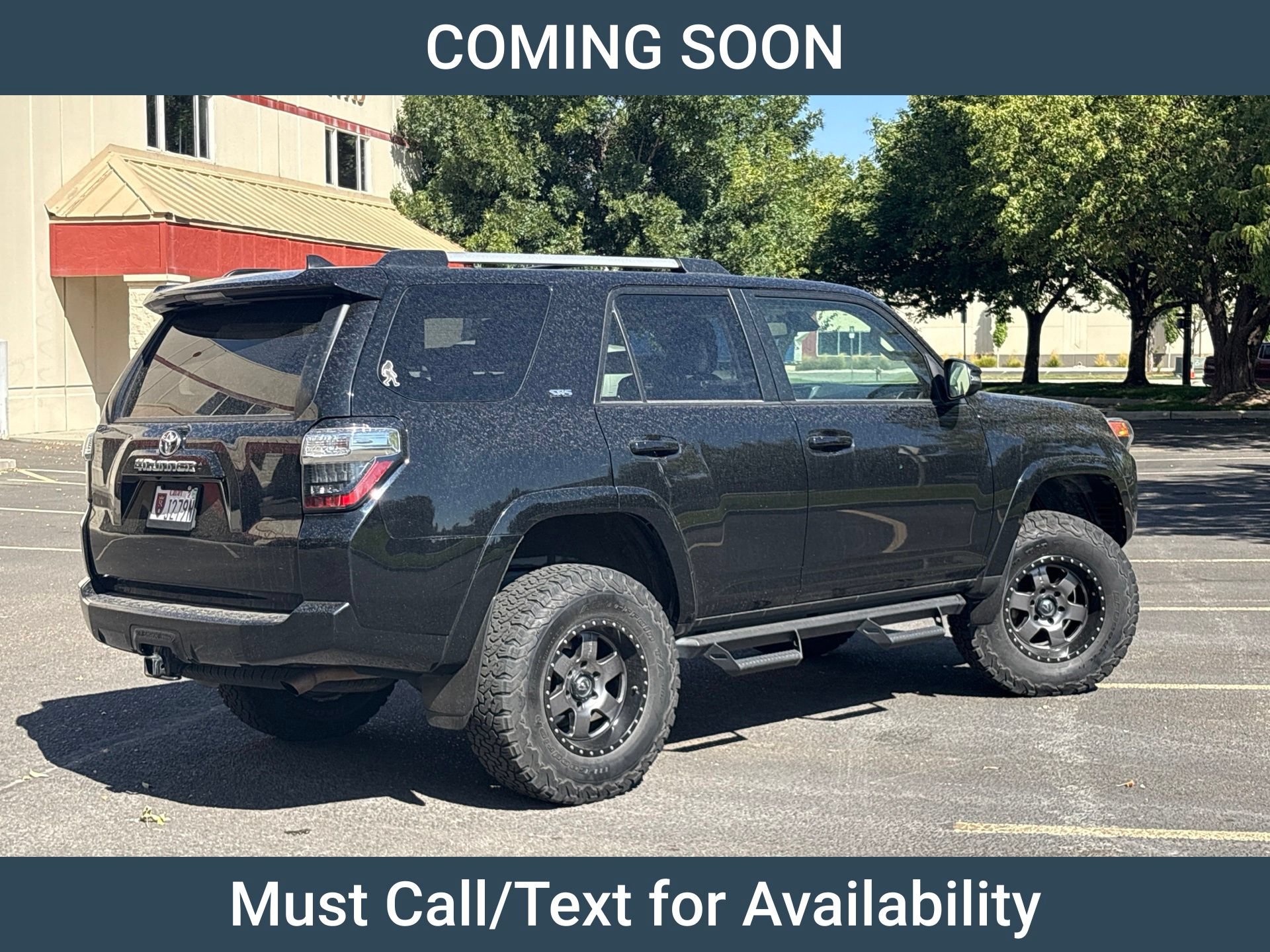 Used 2020 Toyota 4Runner SR5 Premium w/ Moonroof Package AWD/4WD image 2