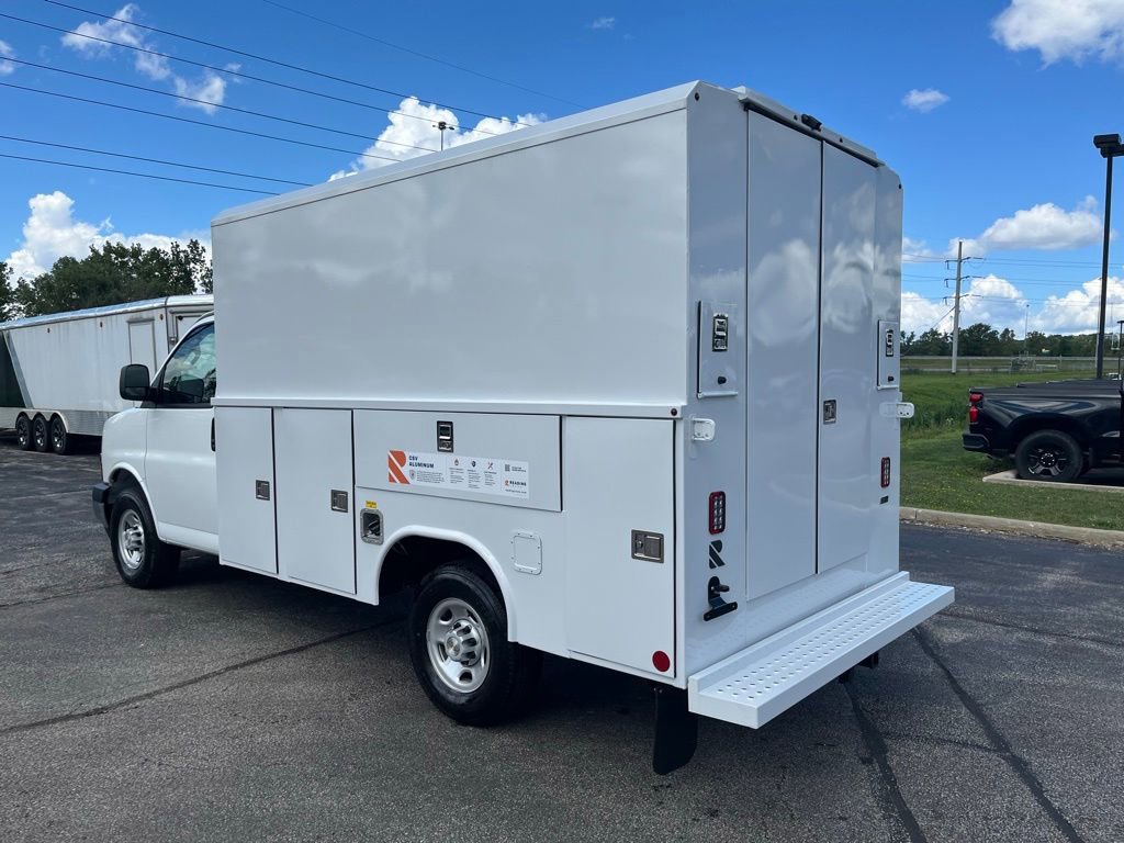 New 2025 Chevrolet Express 3500 w/ Power Convenience Package image 5