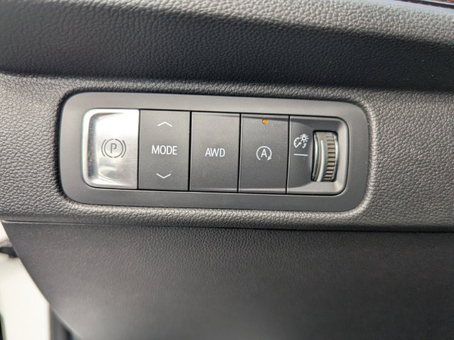 Used 2024 Chevrolet Traverse Z71 w/ Enhanced Driving Package AWD/4WD image 12