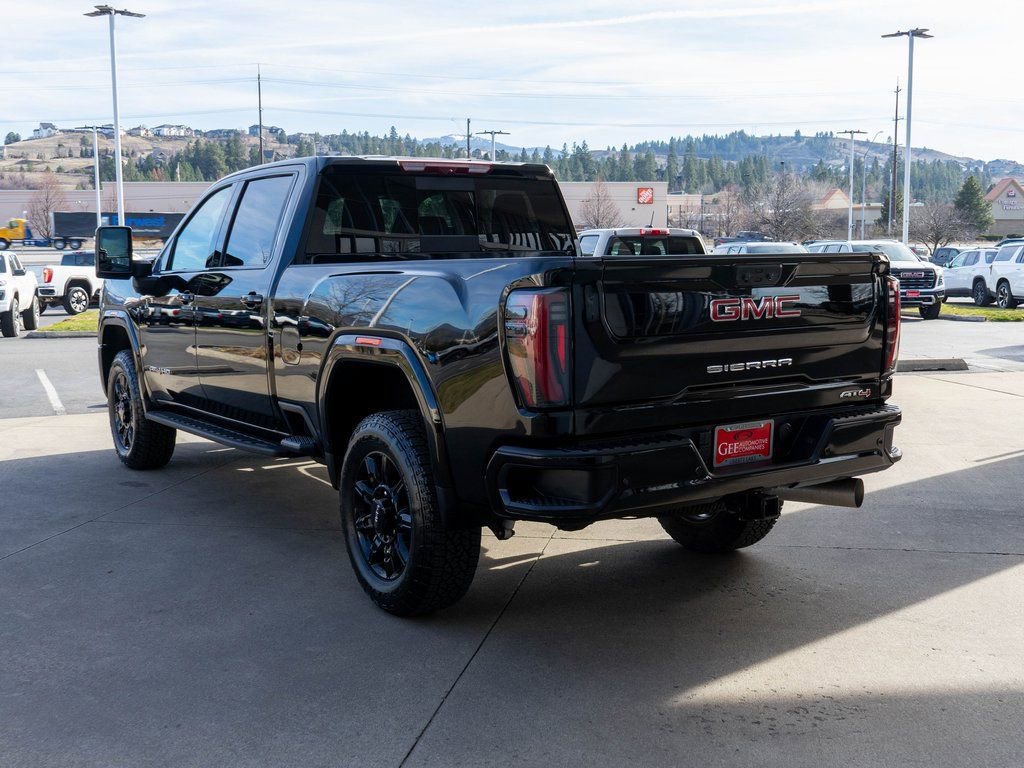 Used 2025 GMC Sierra 3500 AT4 w/ Technology Package image 5