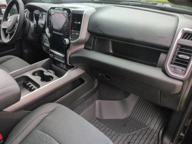 New 2026 RAM 3500 Big Horn AWD/4WD image 34