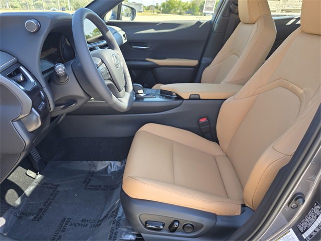 New 2025 Lexus UX 300h FWD image 23