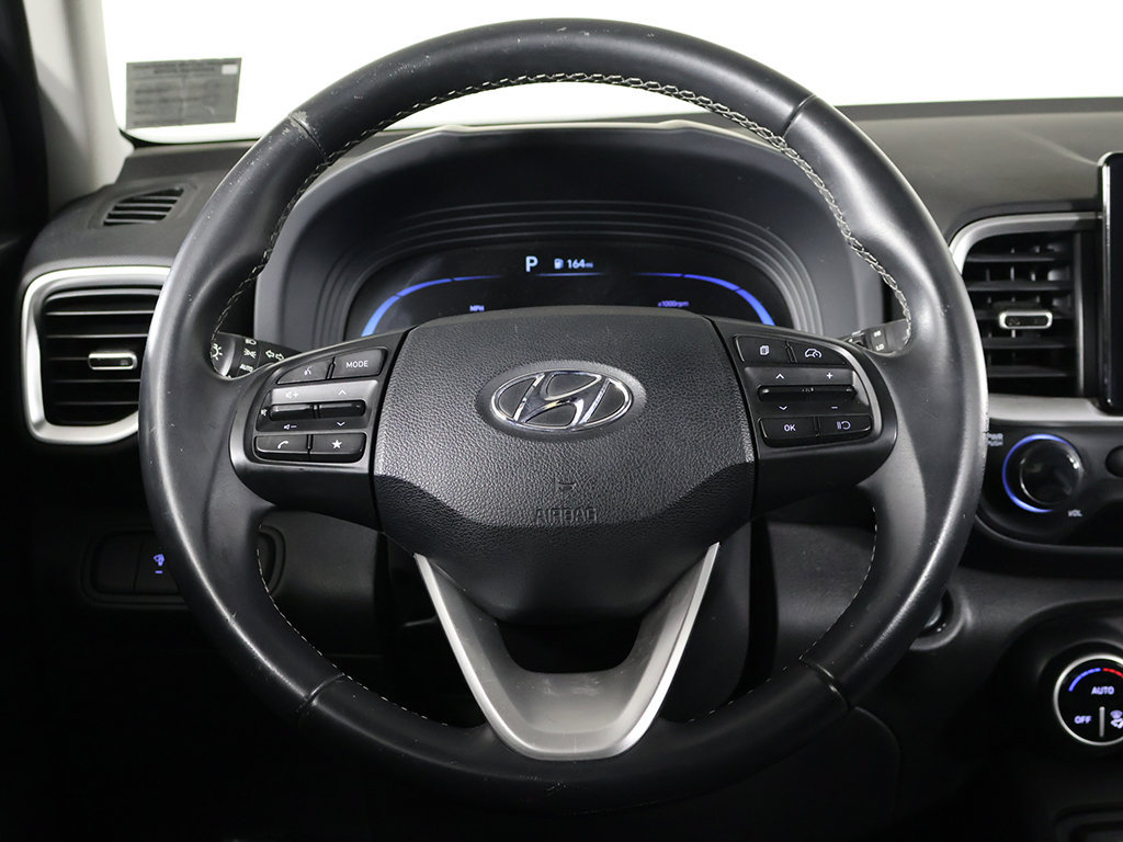 Certified 2024 Hyundai Venue SEL FWD image 32