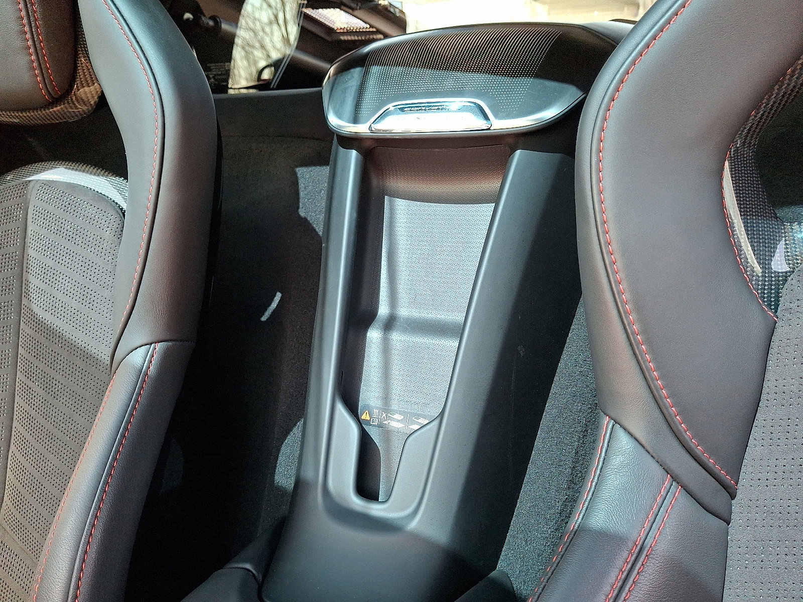 Used 2021 Chevrolet Corvette Stingray Premium Cpe w/ Z51 Performance Package image 15