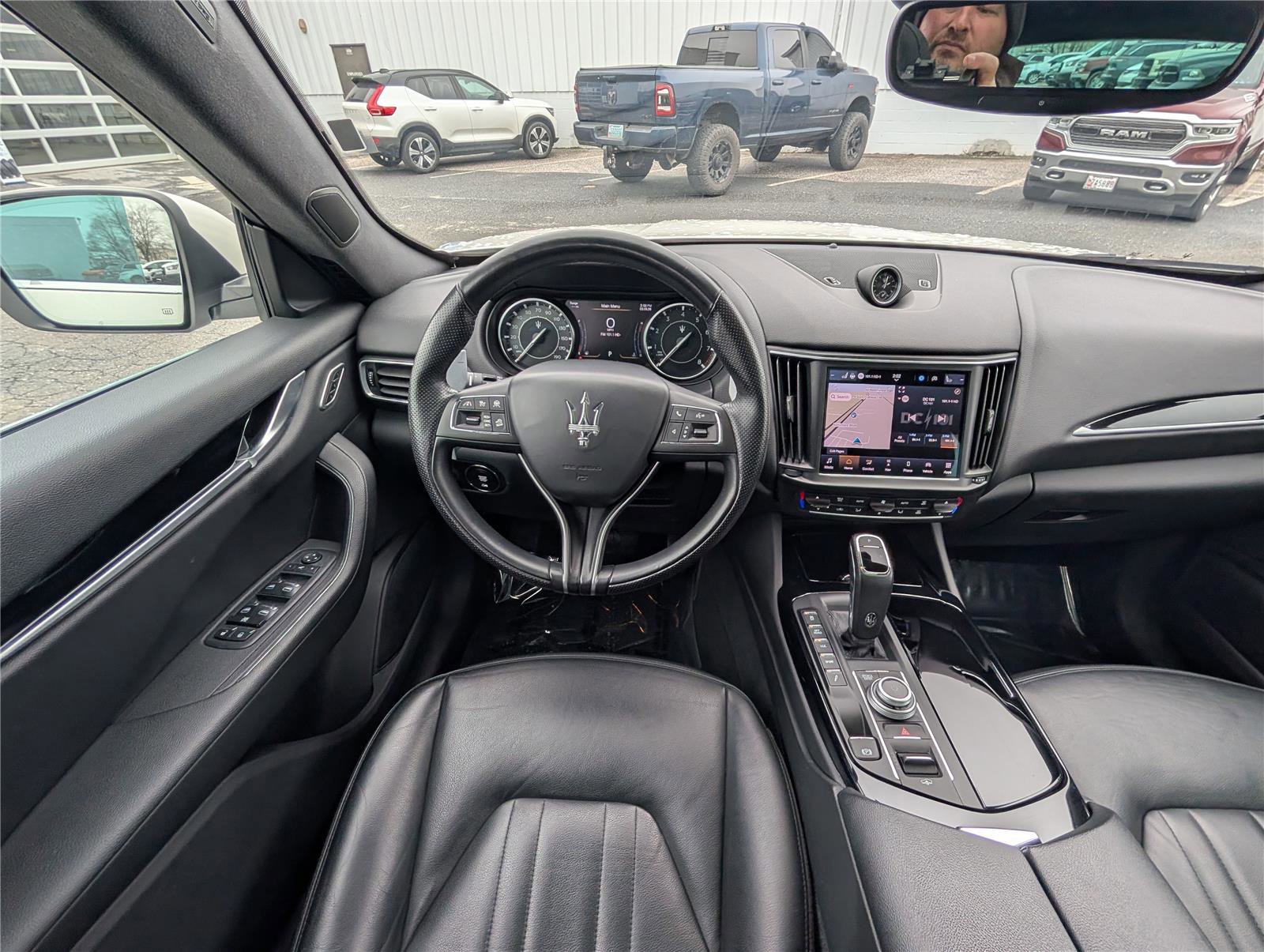 Used 2023 Maserati Levante Modena image 16