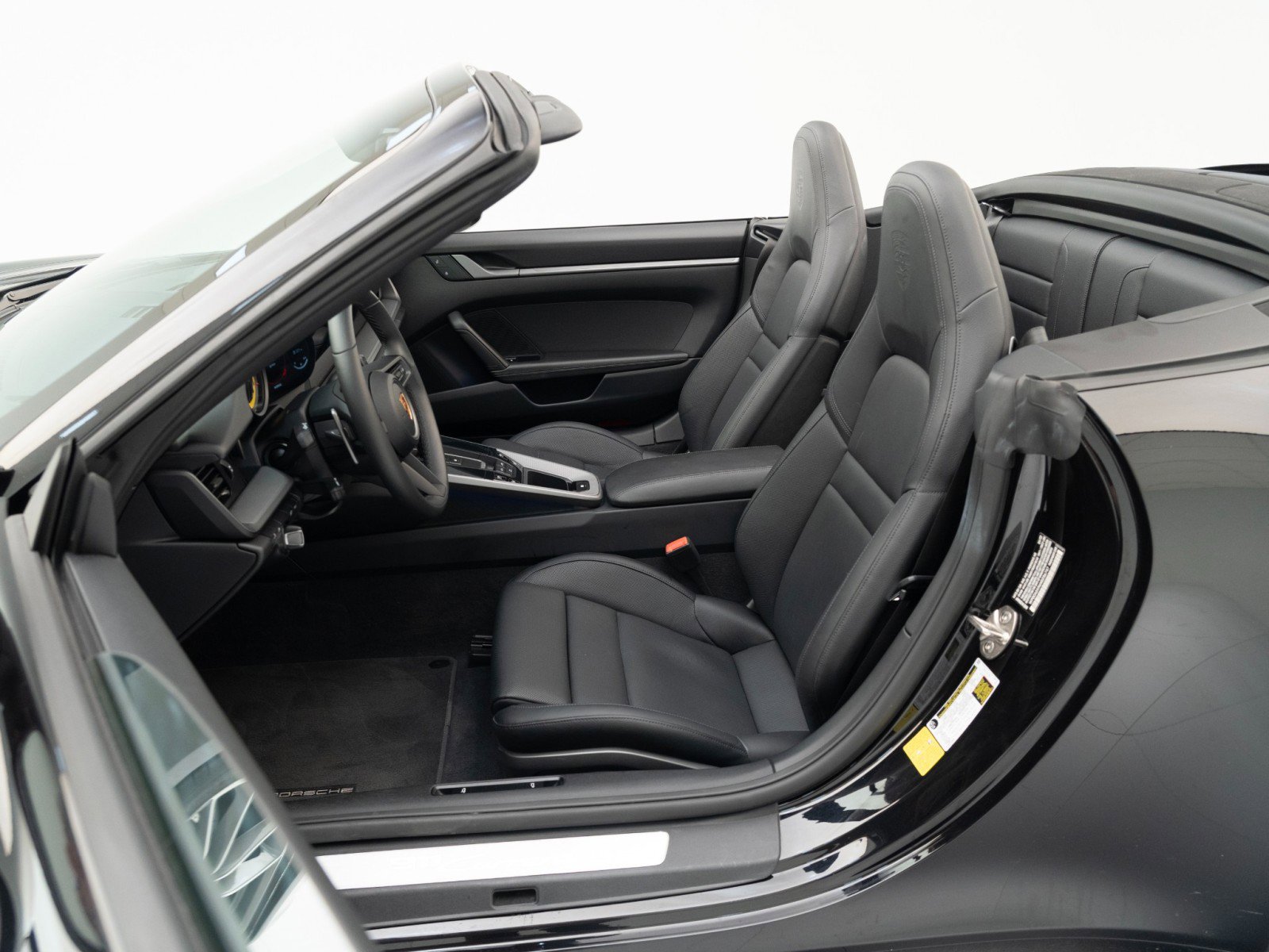 Certified 2022 Porsche 911 Carrera image 17