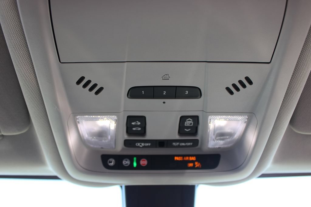 Used 2023 Chevrolet Equinox Premier AWD/4WD image 54