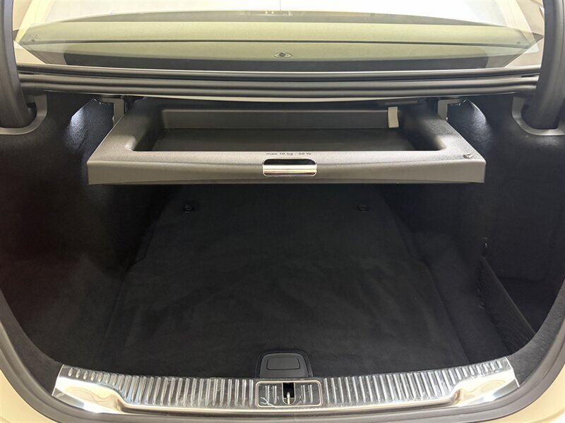 Used 2023 Mercedes-Benz S 500 4MATIC image 36