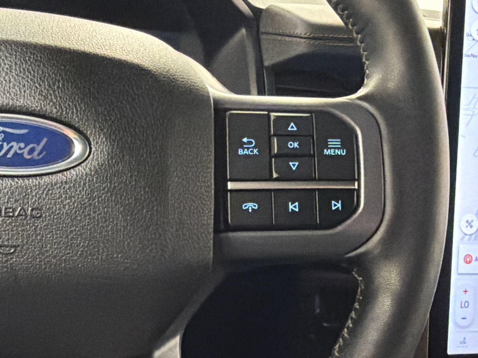 Used 2023 Ford F150 Lightning Lariat AWD/4WD image 23