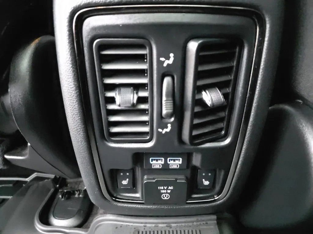 Used 2018 Jeep Grand Cherokee High Altitude AWD/4WD image 16