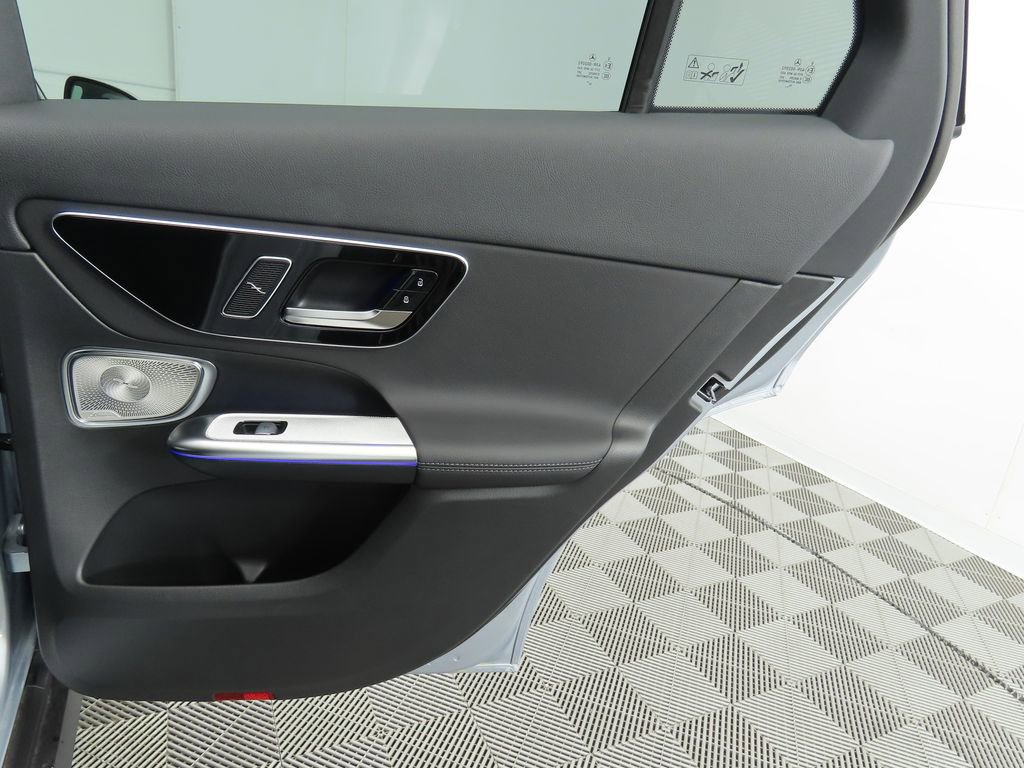 Certified 2025 Mercedes-Benz GLC 300 image 27