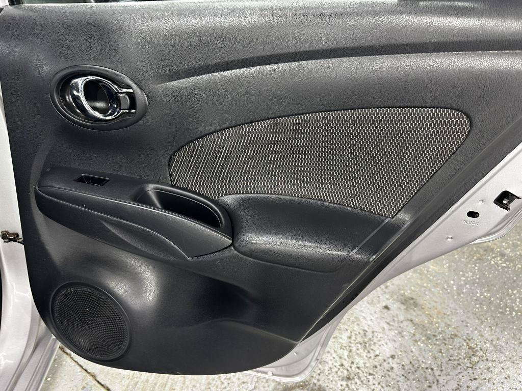 Used 2016 Nissan Versa SV FWD image 26