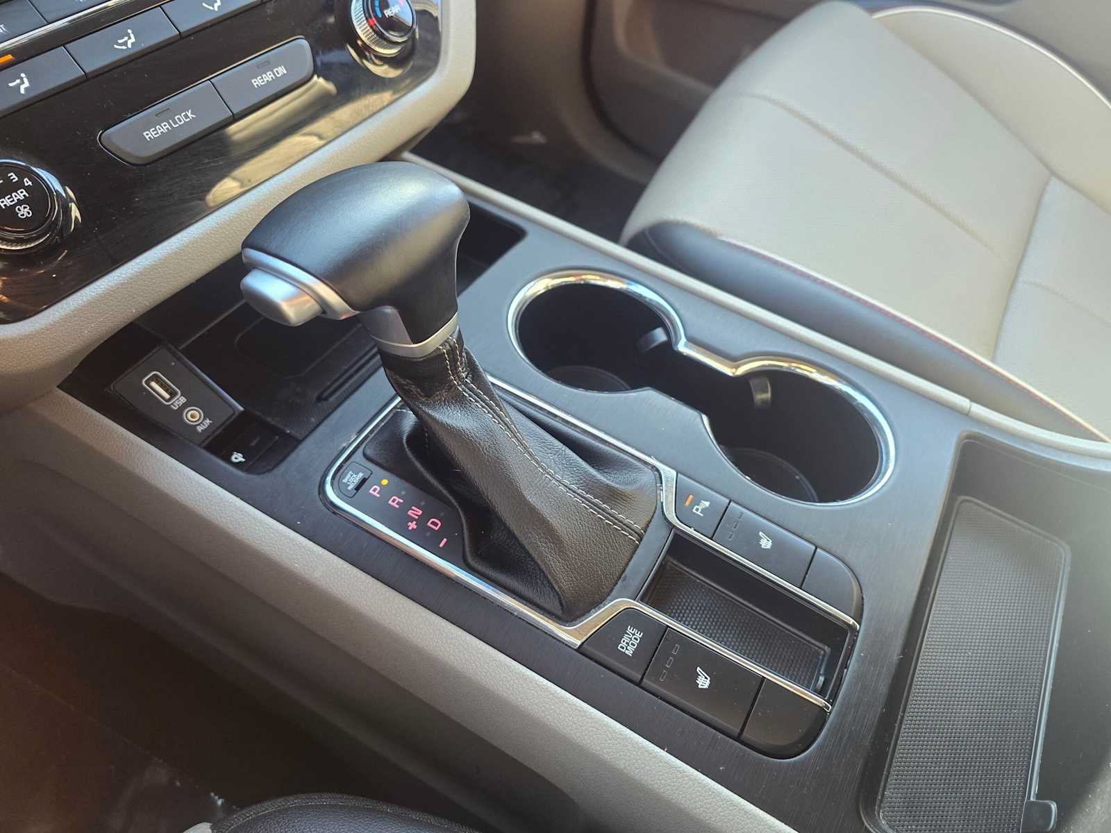 Used 2020 Kia Sedona EX FWD image 29