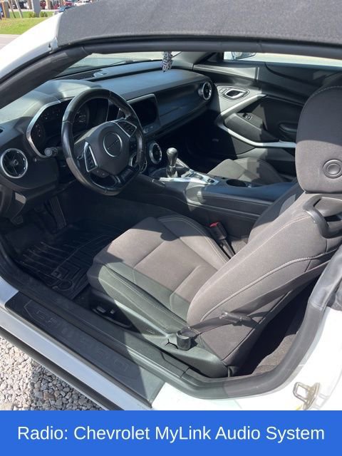 Used 2017 Chevrolet Camaro LT w/ Technology Package RWD image 6