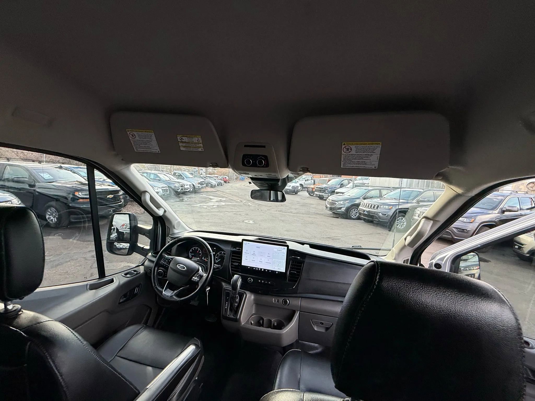 Used 2022 Ford Transit 350 XL image 33