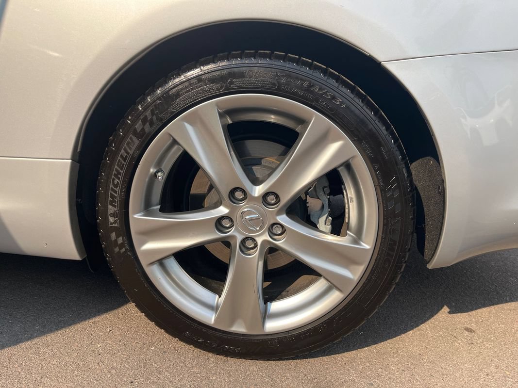Used 2012 Lexus IS 250C w/ Luxury Pkg RWD image 23