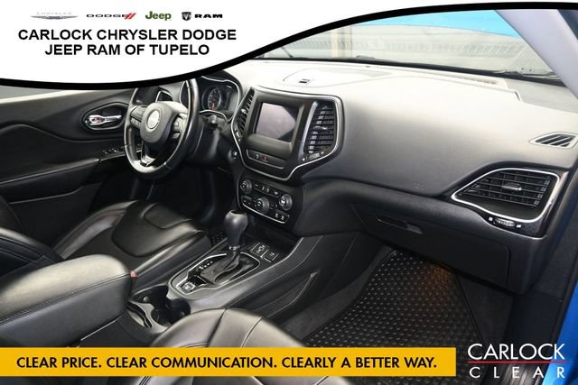 Used 2020 Jeep Cherokee Latitude Plus FWD image 32