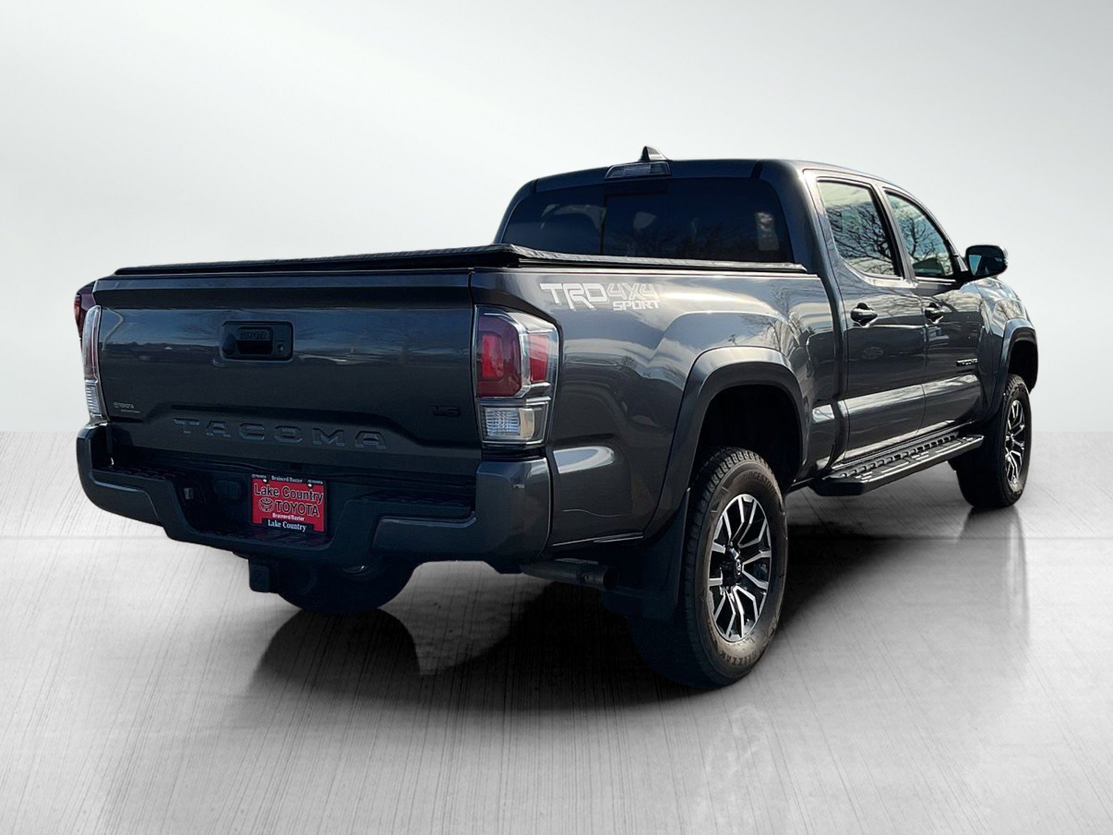 Used 2020 Toyota Tacoma TRD Sport image 5