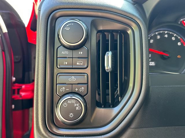 Used 2022 Chevrolet Silverado 1500 Custom AWD/4WD image 26