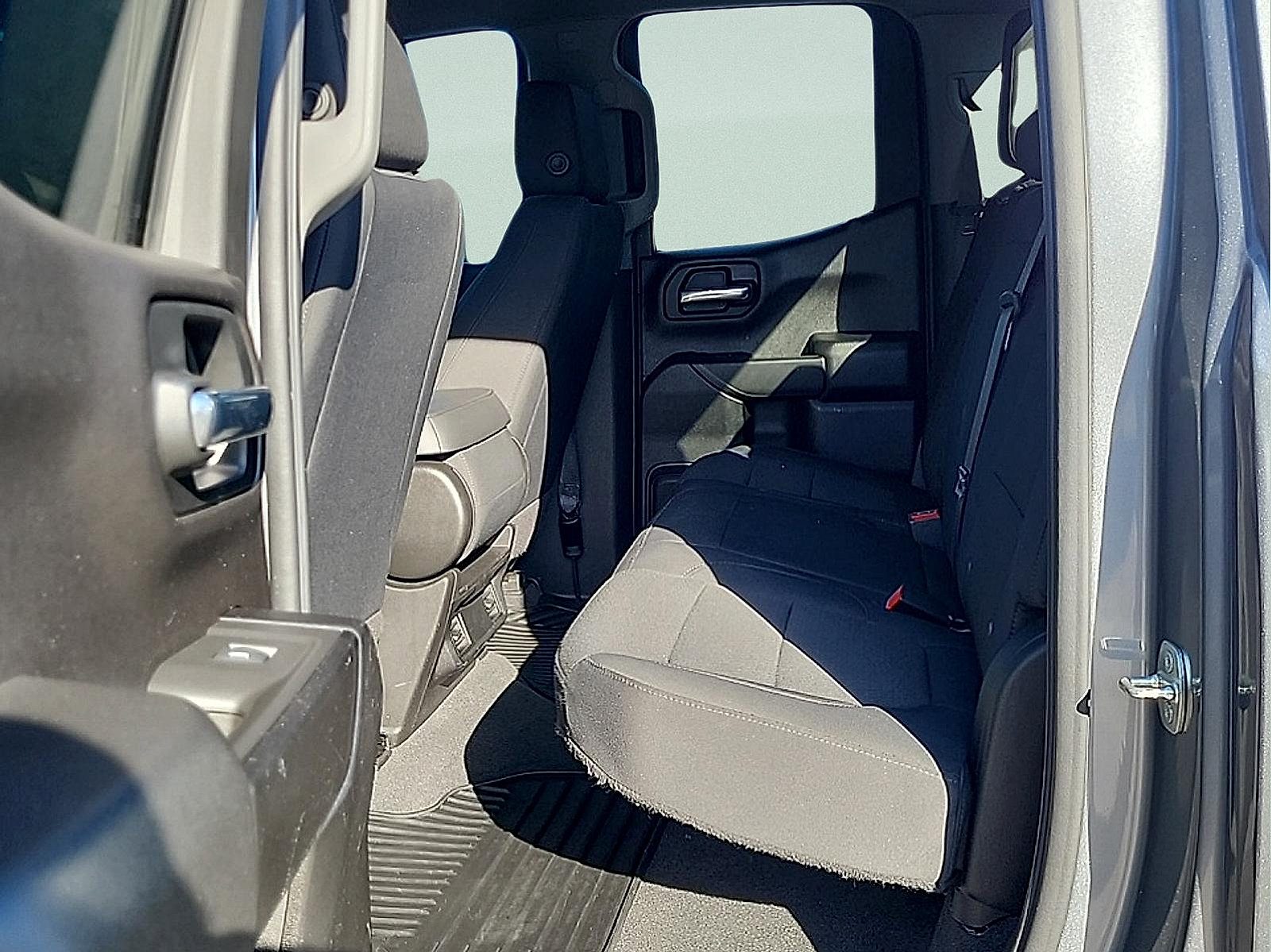 Used 2021 Chevrolet Silverado 1500 Custom AWD/4WD image 12