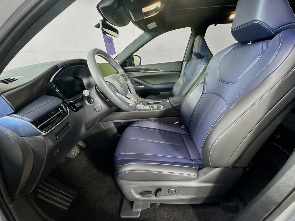 Used 2026 INFINITI QX60 Sport w/ Dark Cargo Package image 25