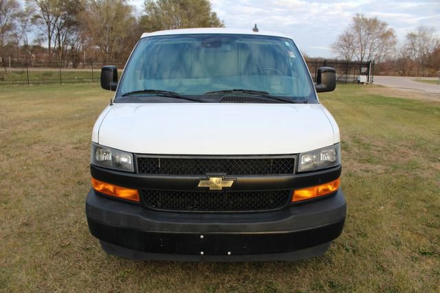Used 2020 Chevrolet Express 3500 Extended w/ Driver Convenience Package RWD image 14