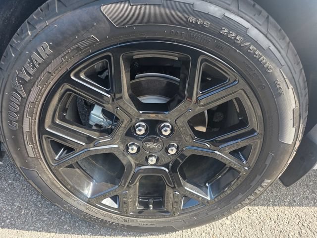 Used 2026 Ford Maverick Lobo AWD/4WD image 5