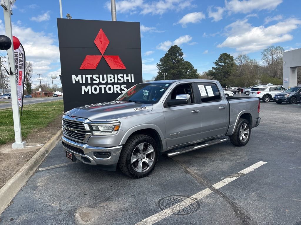 Used 2019 RAM 1500 Laramie AWD/4WD image 2
