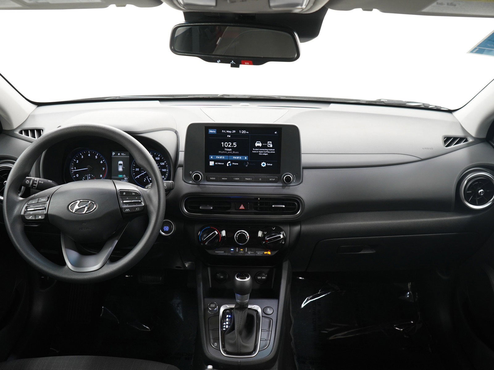 Used 2023 Hyundai Kona SEL AWD/4WD image 13