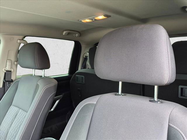 Used 2020 Nissan Titan SV w/ SV Convenience Package RWD image 12